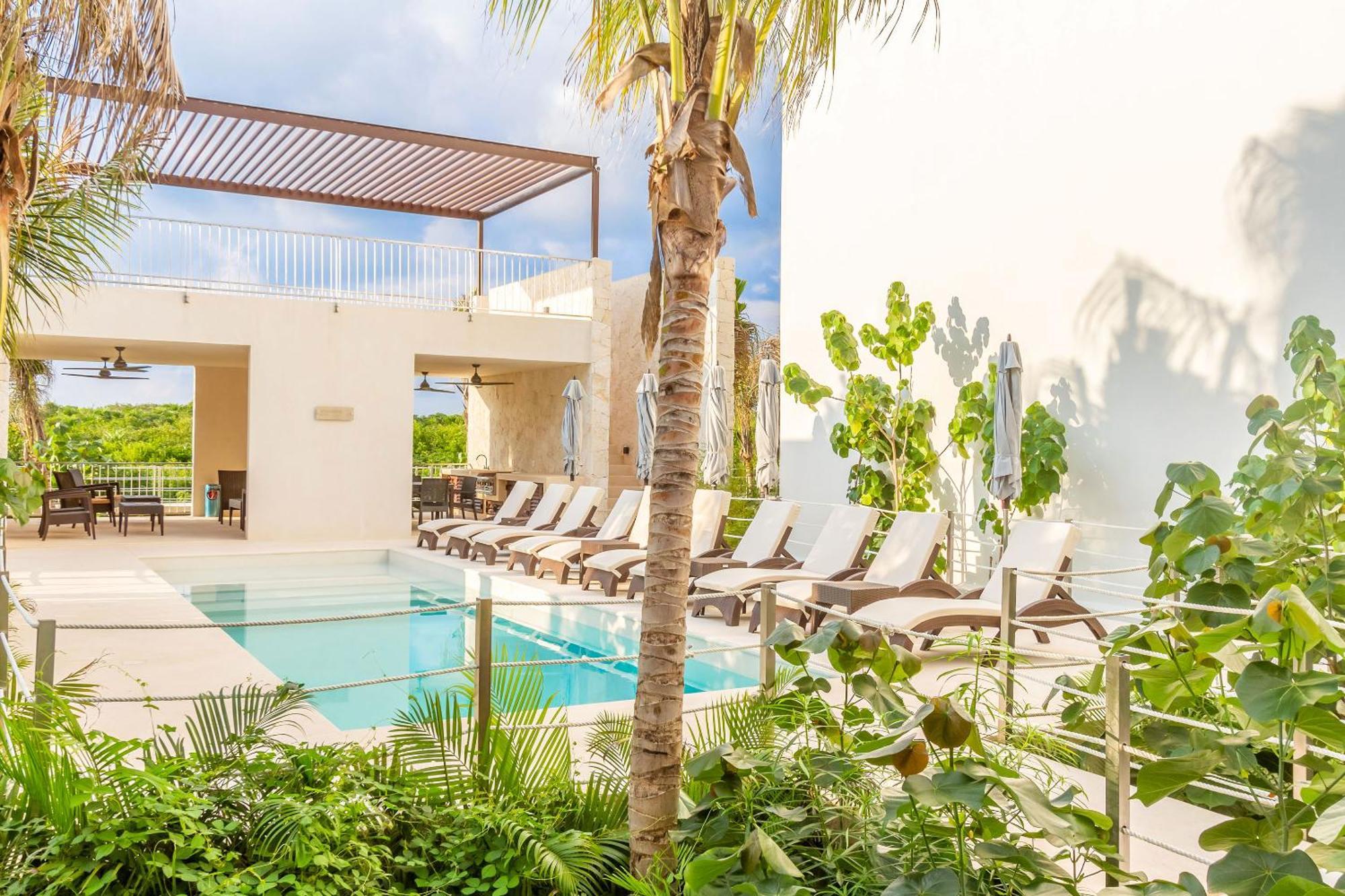 Santamar By Tao Beach Condos With Pool & Walk To Ocean Akumal Zewnętrze zdjęcie
